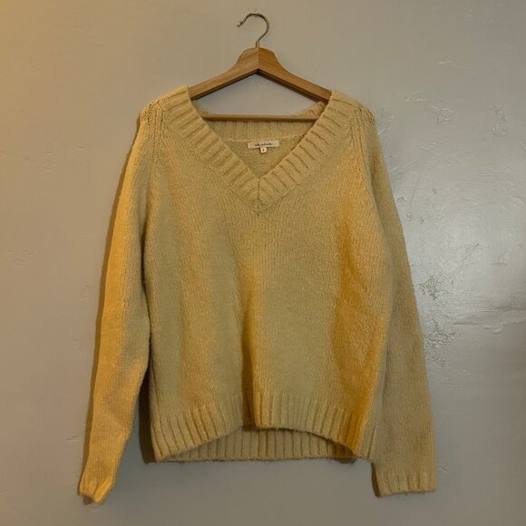 NWOT Et Clet Cream VNeck Sweater Size Small - Picture 2 of 7